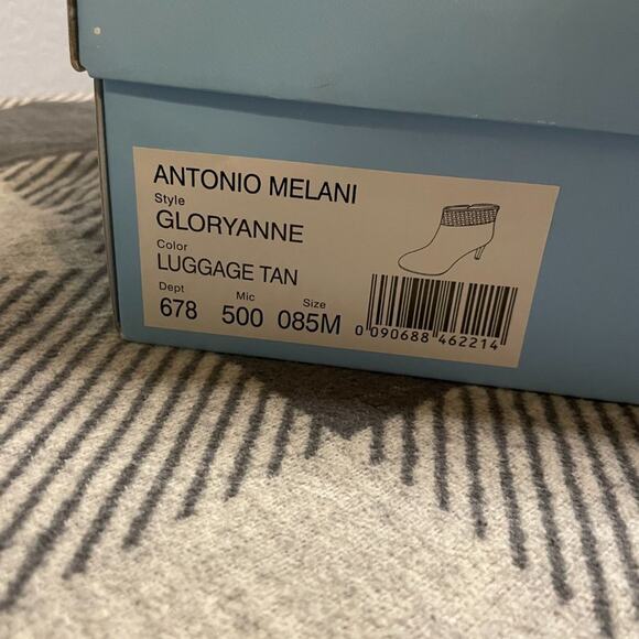 Antonio Melani Gloryanne Booties in Luggage Tan Sz 8.5 GUC - Picture 3 of 8